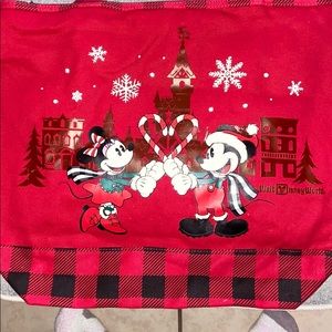 NWT CHRISTMAS disney parks tote